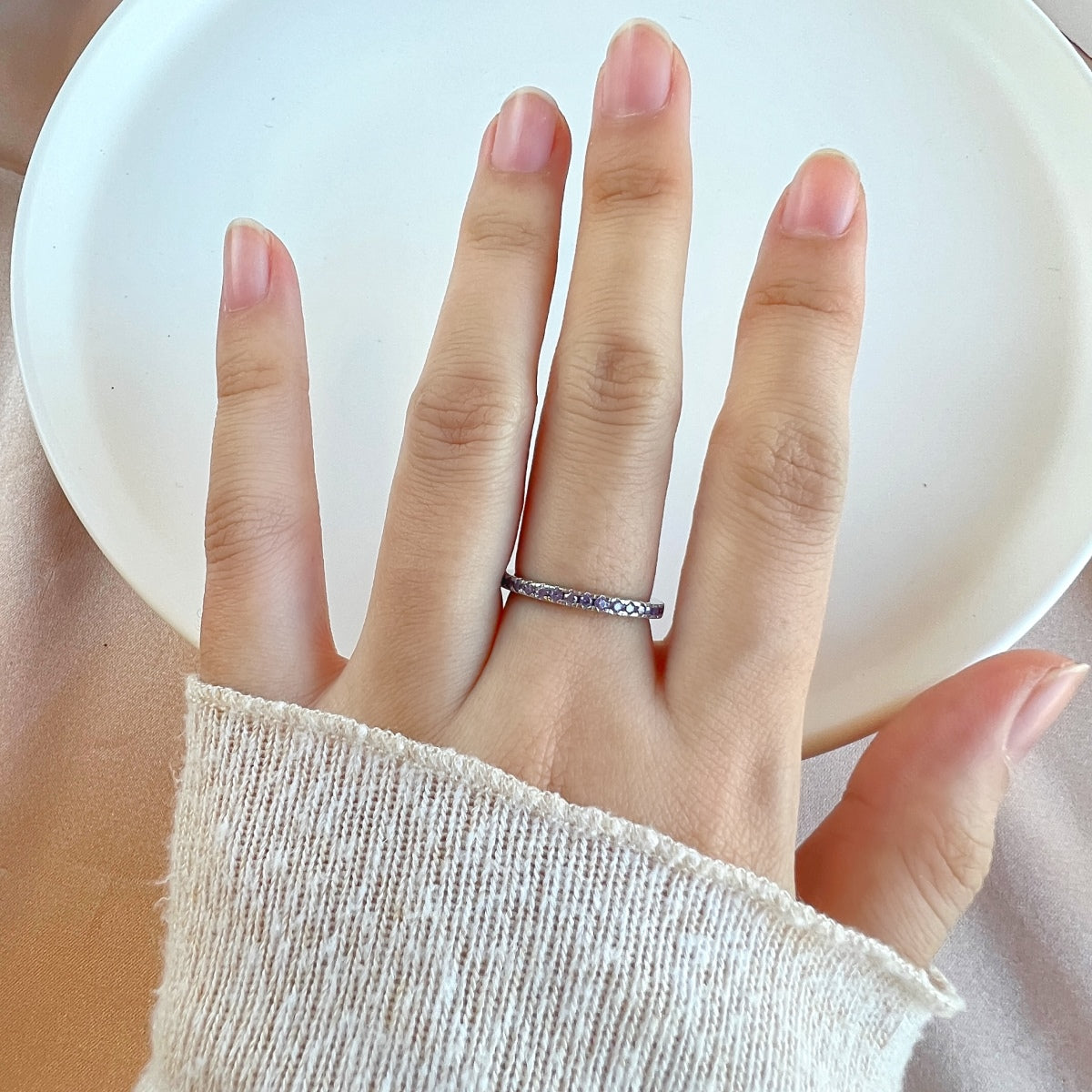 Angela Jewelry]Delicate Sparkling Round Cut Daily Ring