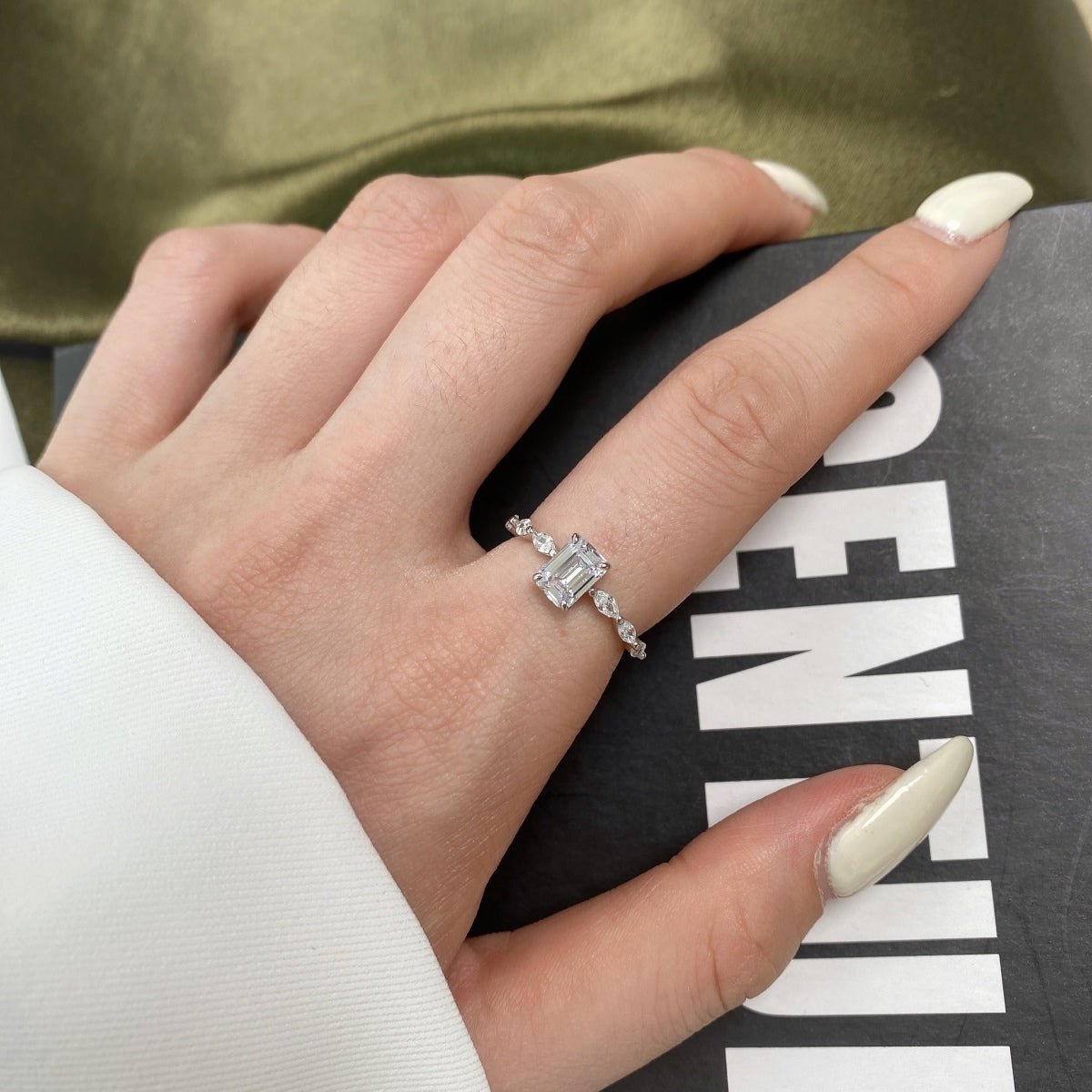 Angela Jewelry]1.0 Carat Dainty Resplendent Radiant Cut Daily Ring