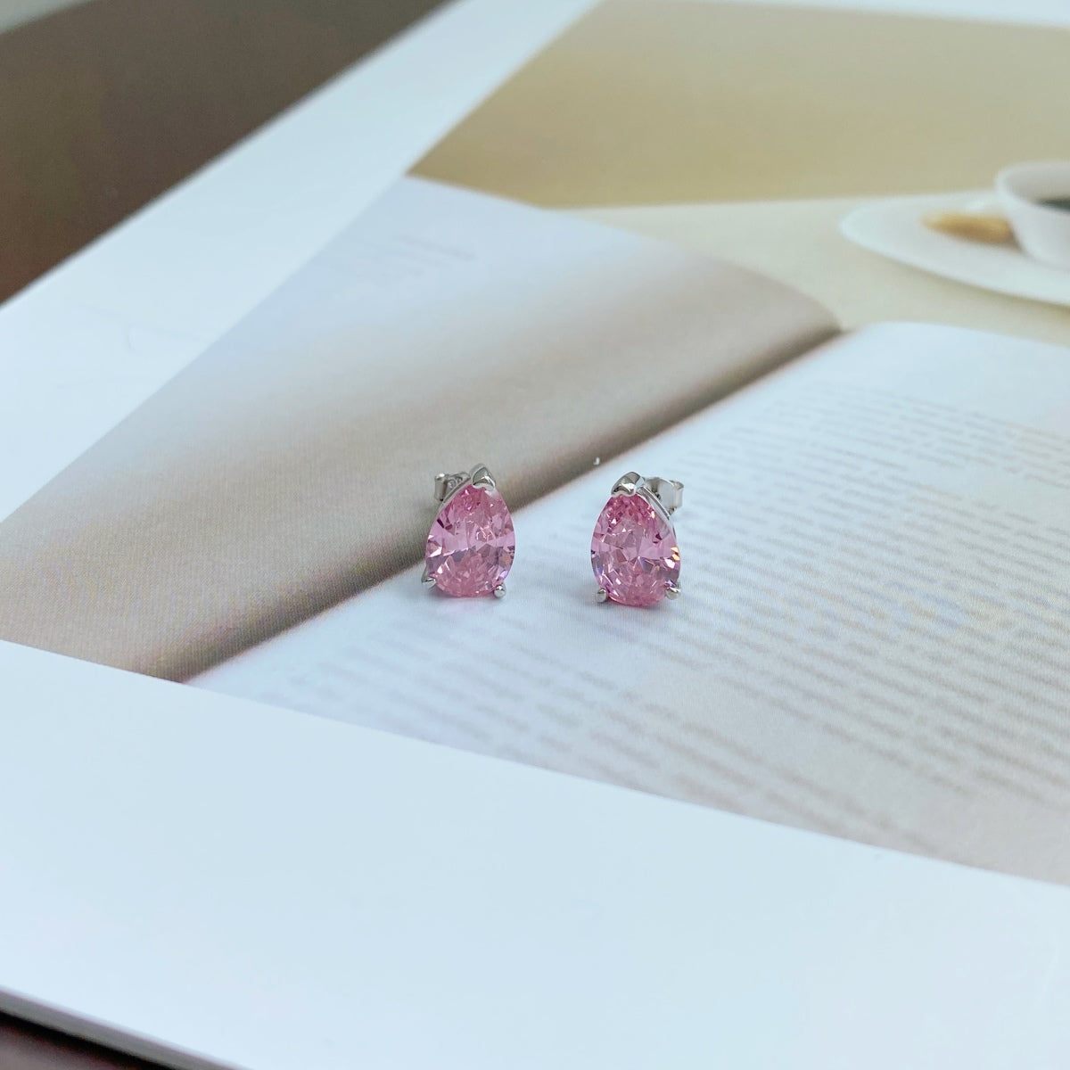 Angela Jewelry]Ornate Water Drop Shape Earrings