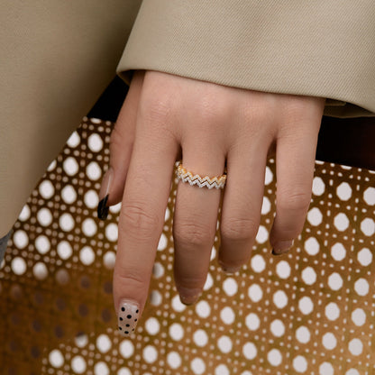 Angela Jewelry]Delicate Enchanting Wave Shape Daily Ring