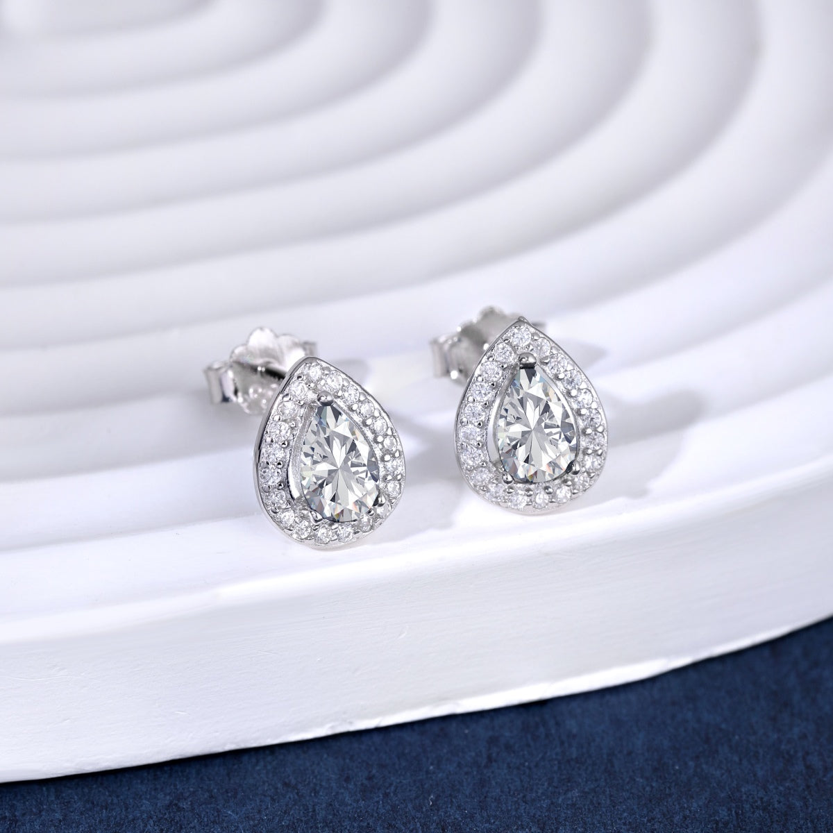 Angela Jewelry]Luxurious Water Drop Shape Earrings