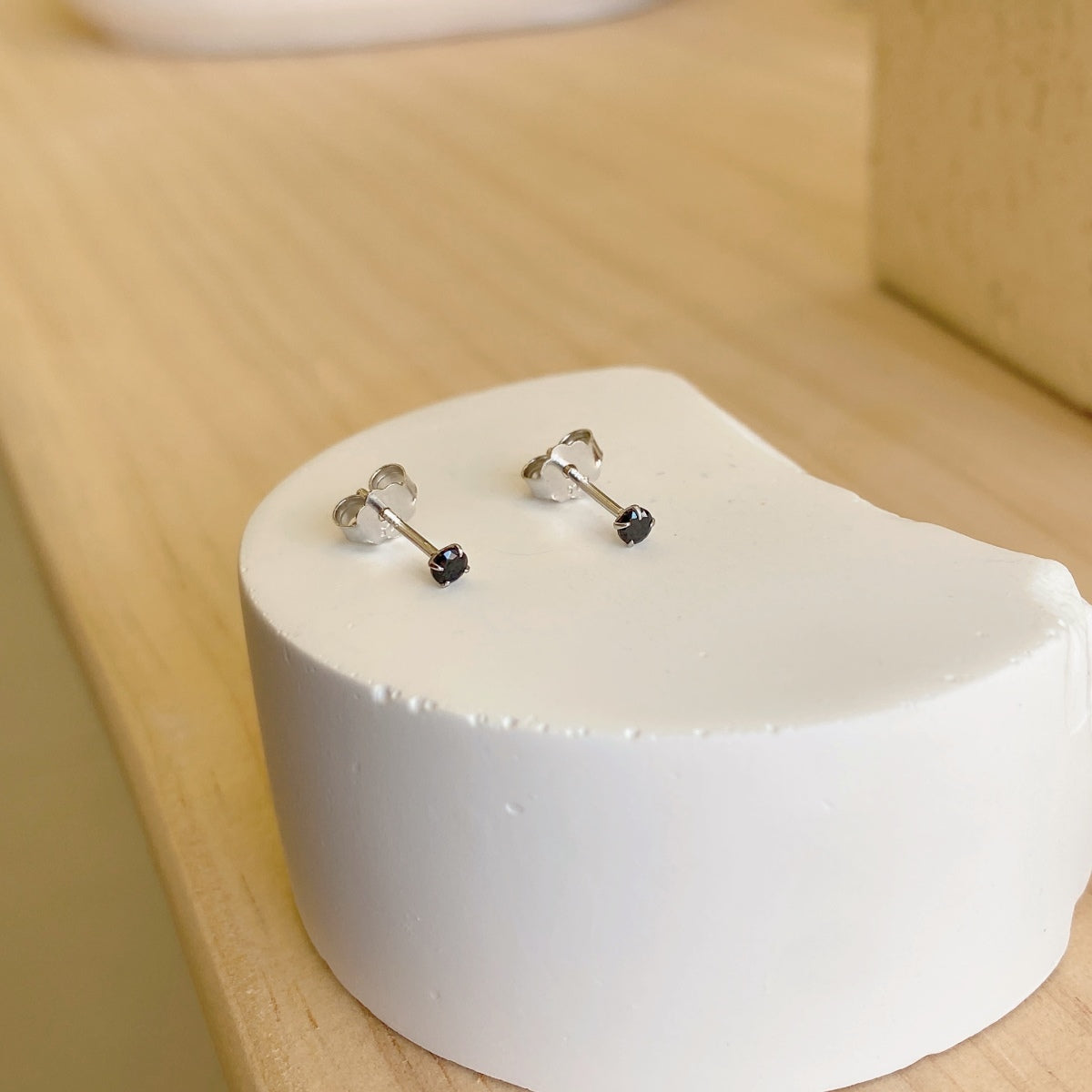 Angela Jewelry]Delicate Solitaire Earrings