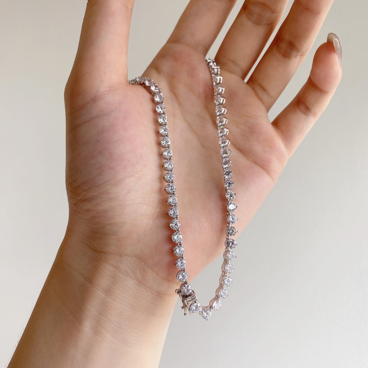 Angela Jewelry]Ornate Heart Cut Tennis Necklace