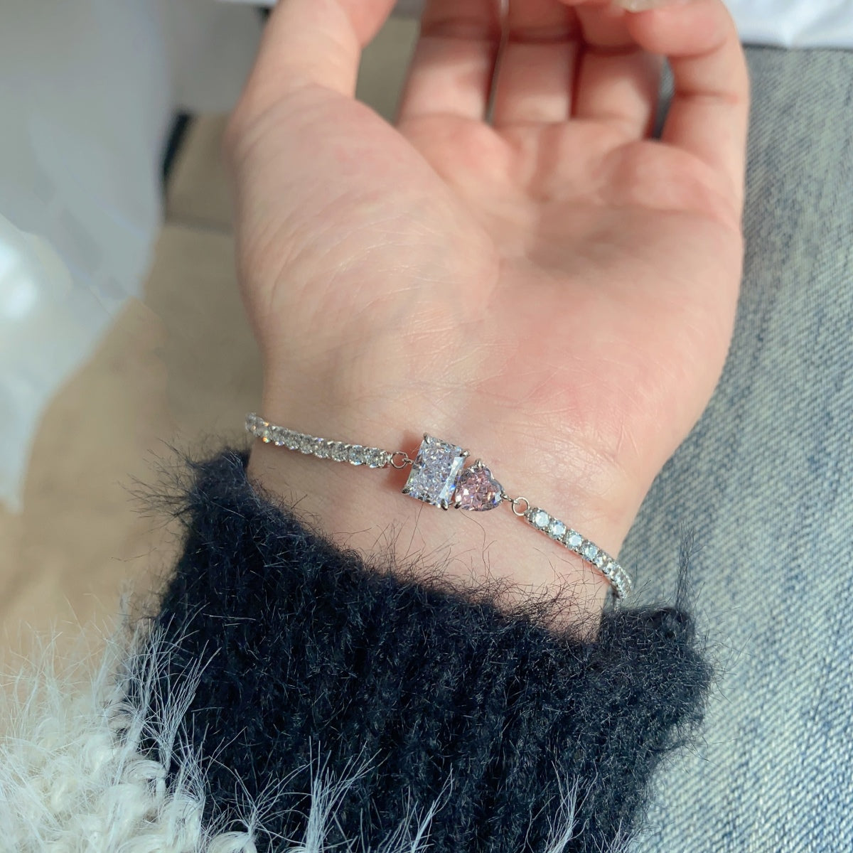 Angela Jewelry]Dazzling Unique Multi Shape Lover Bracelet