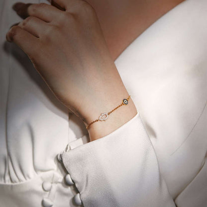 Angela Jewelry]Gost Shape & Round Shape Necklace