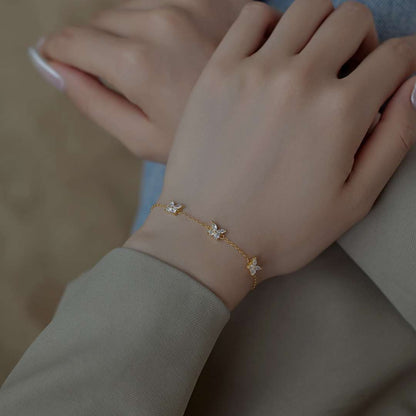 Angela Jewelry]Radiant Butterfly Shape Necklace