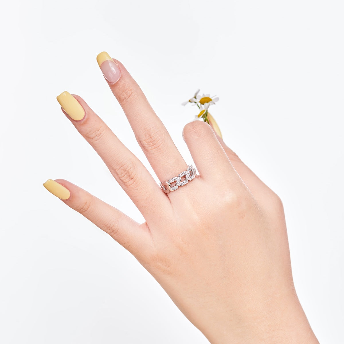 Angela Jewelry]Sparkling Vibrant Emerald Cut Daily Ring