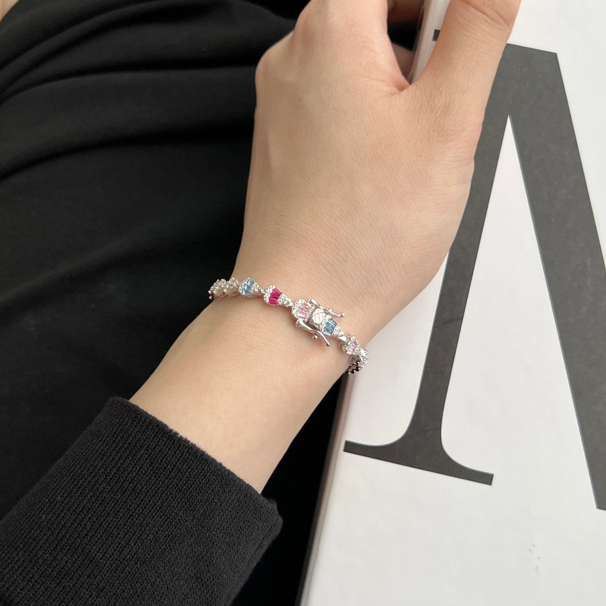 Angela Jewelry]Radiant Water Drop Shape Daily Bracelet