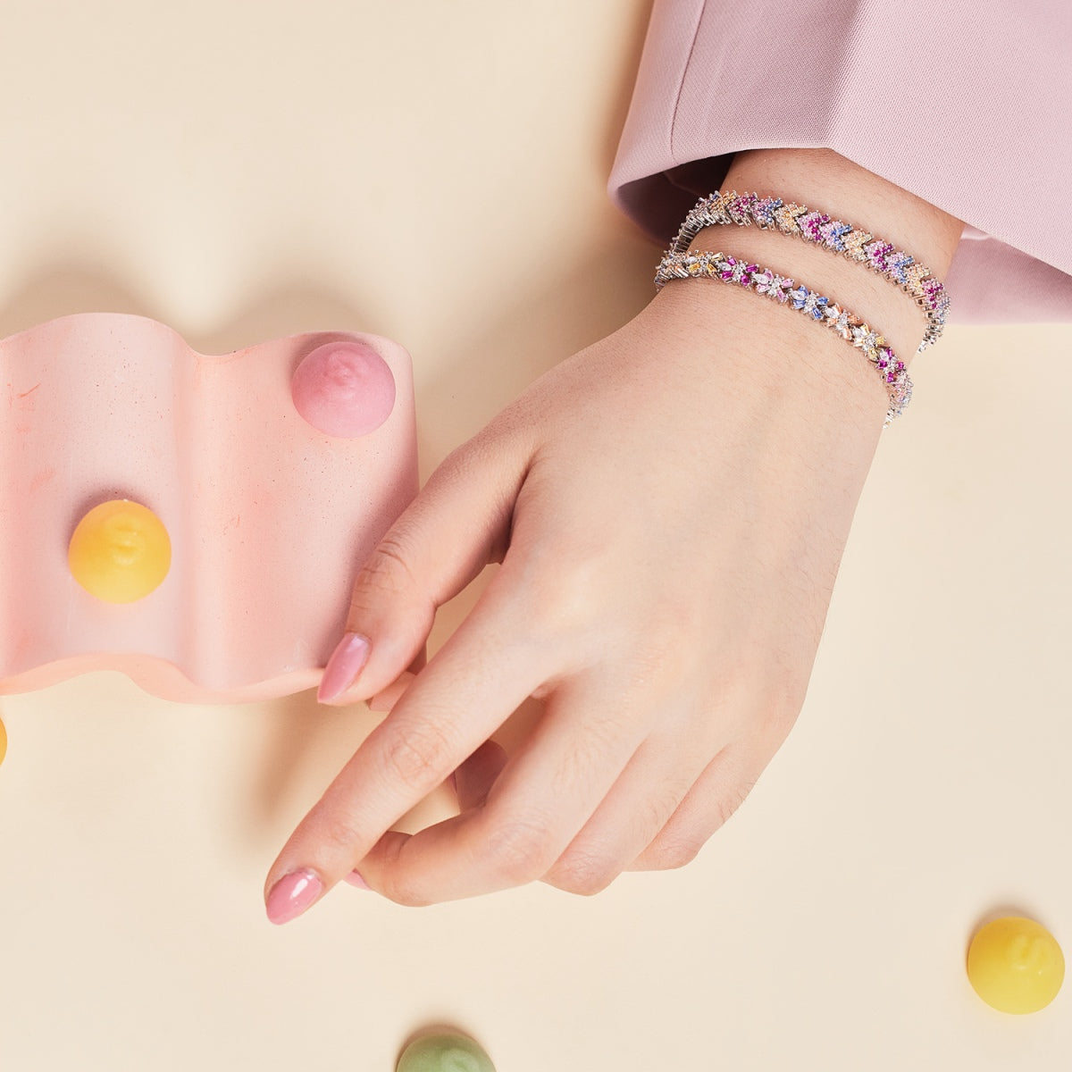 Angela Jewelry]Ornate Sparkling Round Cut Party Bracelet