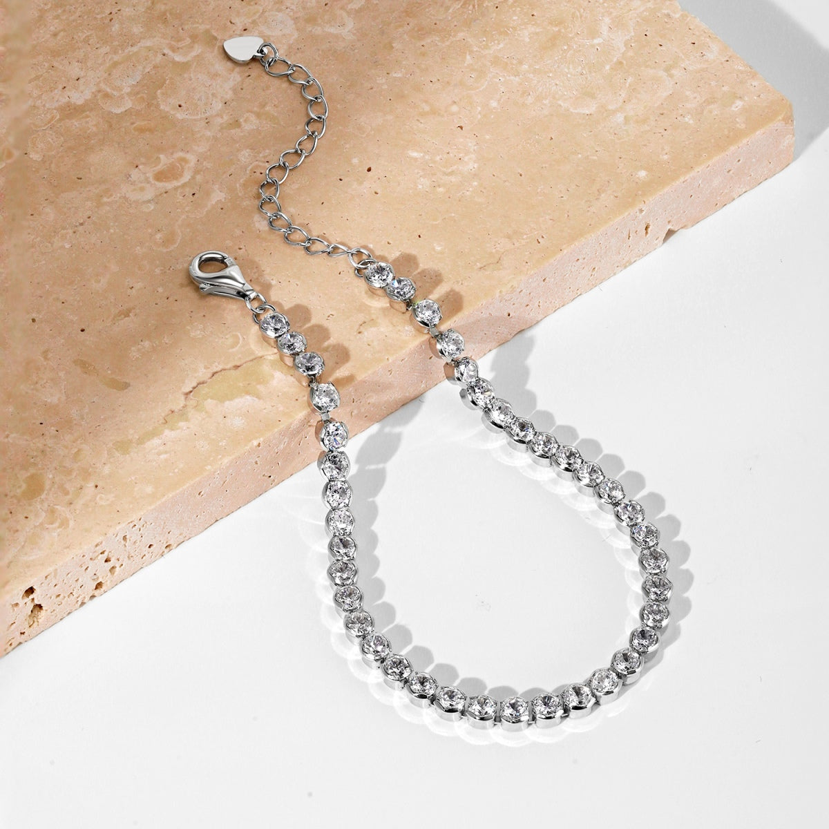 Angela Jewelry]Dazzling Sparkling Round Cut Daily Bracelet