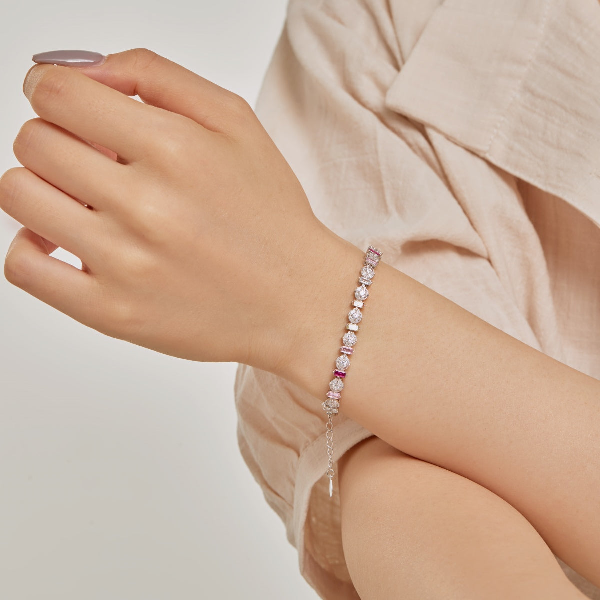 Angela Jewelry]Radiant Colorful Round Shape Daily Bracelet