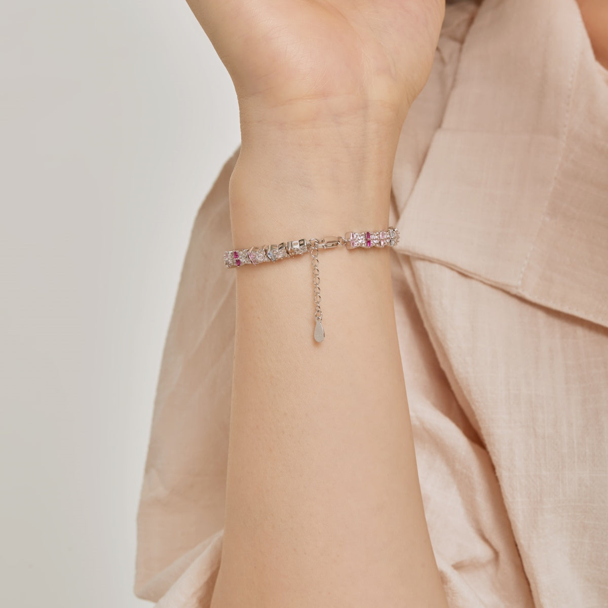 Angela Jewelry]Unique Colorful Flower Shape Daily Bracelet