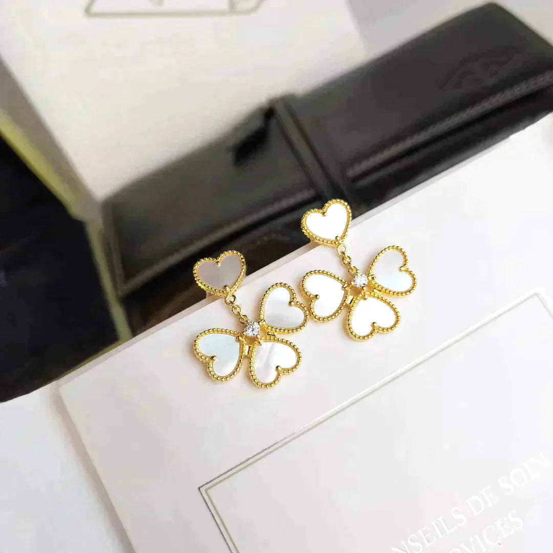[Angela Jewellery]CLOVER SWEET WHITE MOP EARRINGS