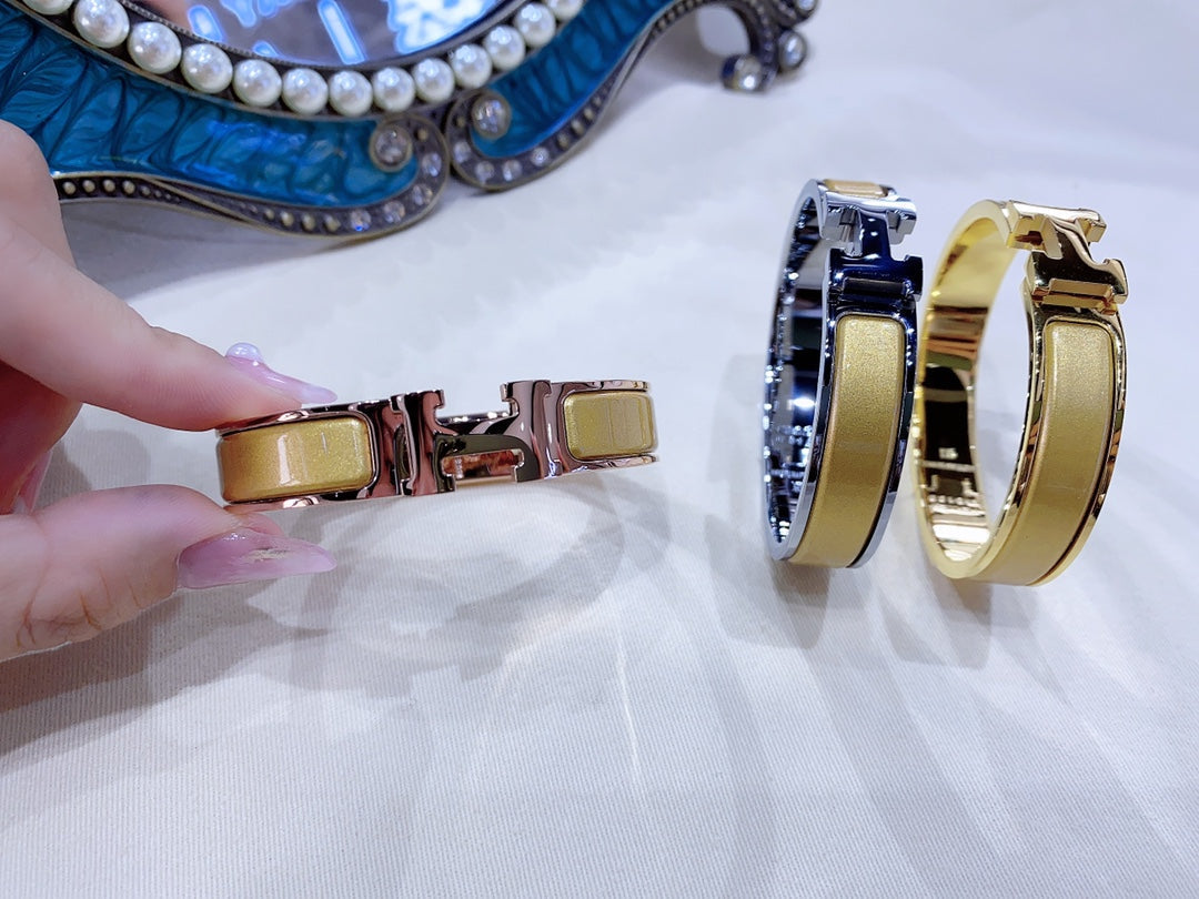 [Angela Jewellery]H CHAMPAGNE BRACELET