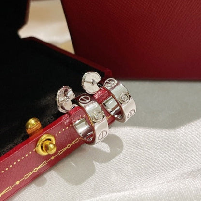 [Angela Jewellery]LOVE EARRINGS 5.7MM 2 DIAMONDS