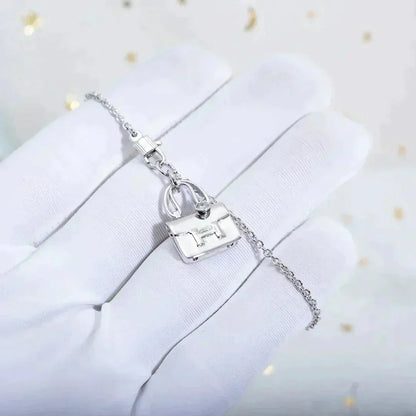 [Angela Jewellery]AMULETTE PEDANT SILVER NECKLACE