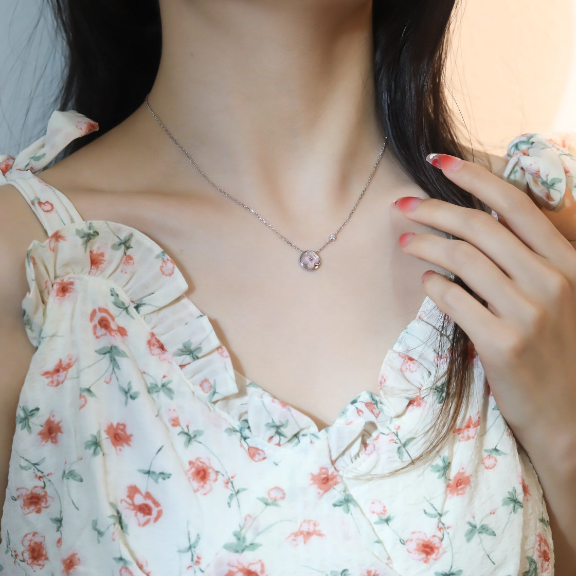[Angela Jewellery]SUN PEDANT PINK GOLD 1 DIAMOND NECKLACE