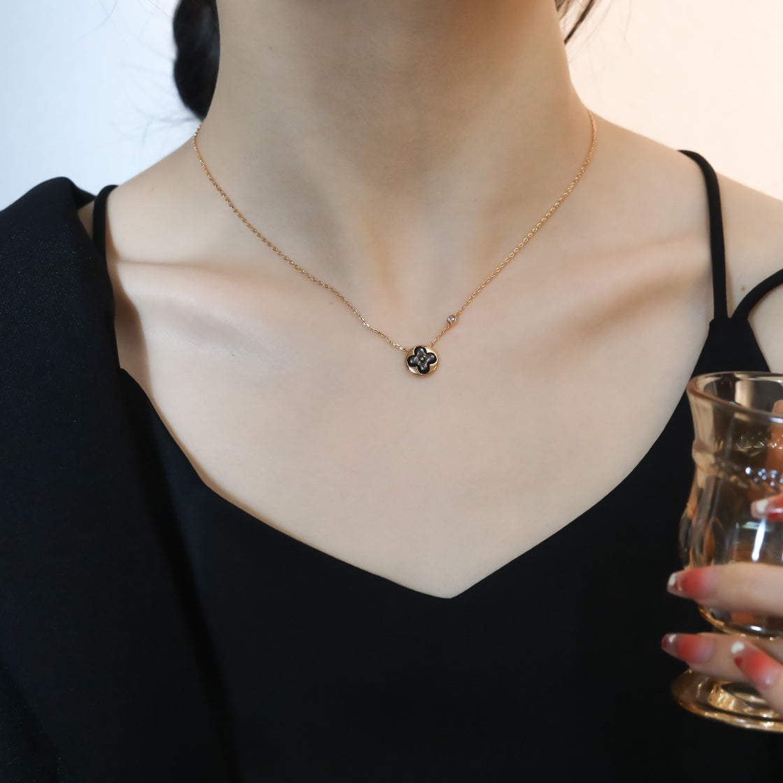 [Angela Jewellery]SUN PEDANT PINK GOLD 1 DIAMOND NECKLACE