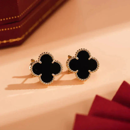 [Angela Jewellery]CLOVER MEDIUM 1 MOTIFS  ONYX STUD EARRINGS