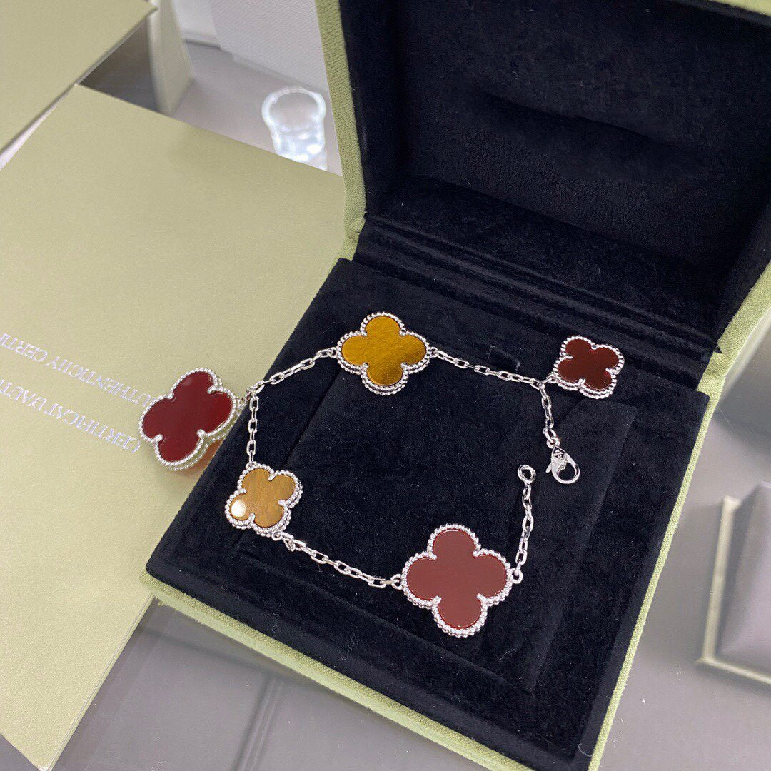 [Angela Jewellery]CLOVER 5 MOTIFS SIVLER CARNELIAN TIGER EYE BRACELET