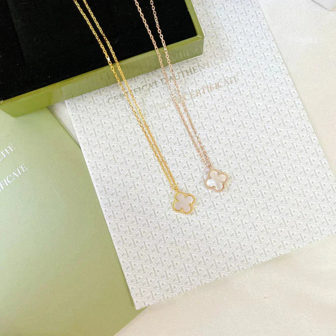 [Angela Jewellery]CLOVER MINI 9.5MM WHITE MOTHER-OF-PEARL NECKLACE