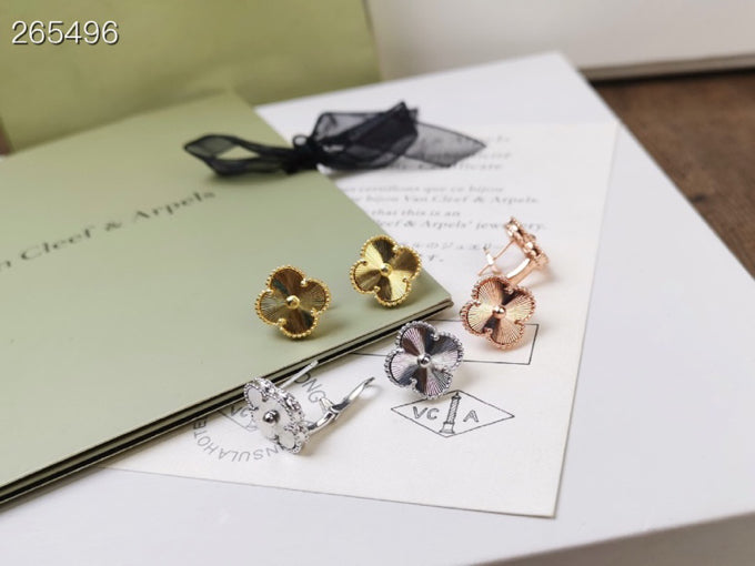 [Angela Jewellery]CLOVER MEDIUM STUD EARRINGS