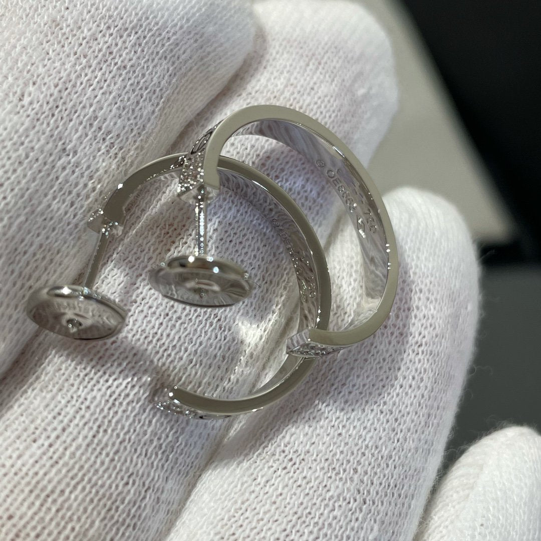 [Angela Jewellery]LOVE DIAMOND SILVER HOOP EARRINGS