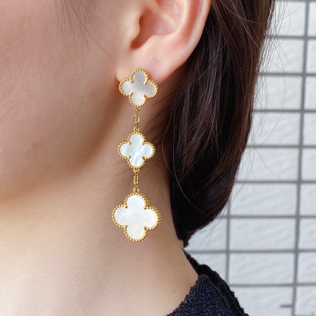 [Angela Jewellery]CLOVER MOP 3 MOTIFS GOLD EARRINGS