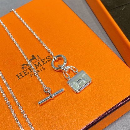 [Angela Jewellery]CONSTANCE PEDANT SILVER NECKLACE