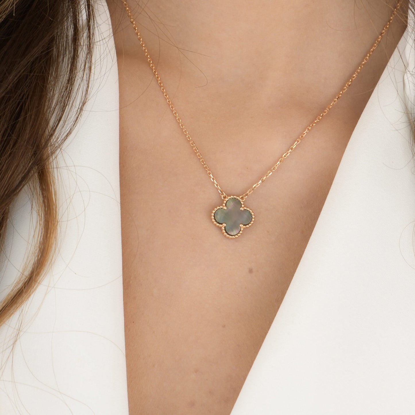 [Angela Jewellery]CLOVER 15MM  GRAY MOTHER OF PEARL NECKLACE