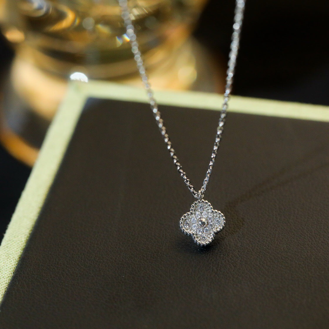 [Angela Jewellery]CLOVER MINI 9.5MM PENDANT DIAMOND NECKLACE