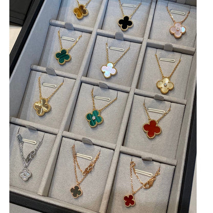 [Angela Jewellery]CLOVER 15MM CARNELIAN SINGLE FLOWER NECKLACE