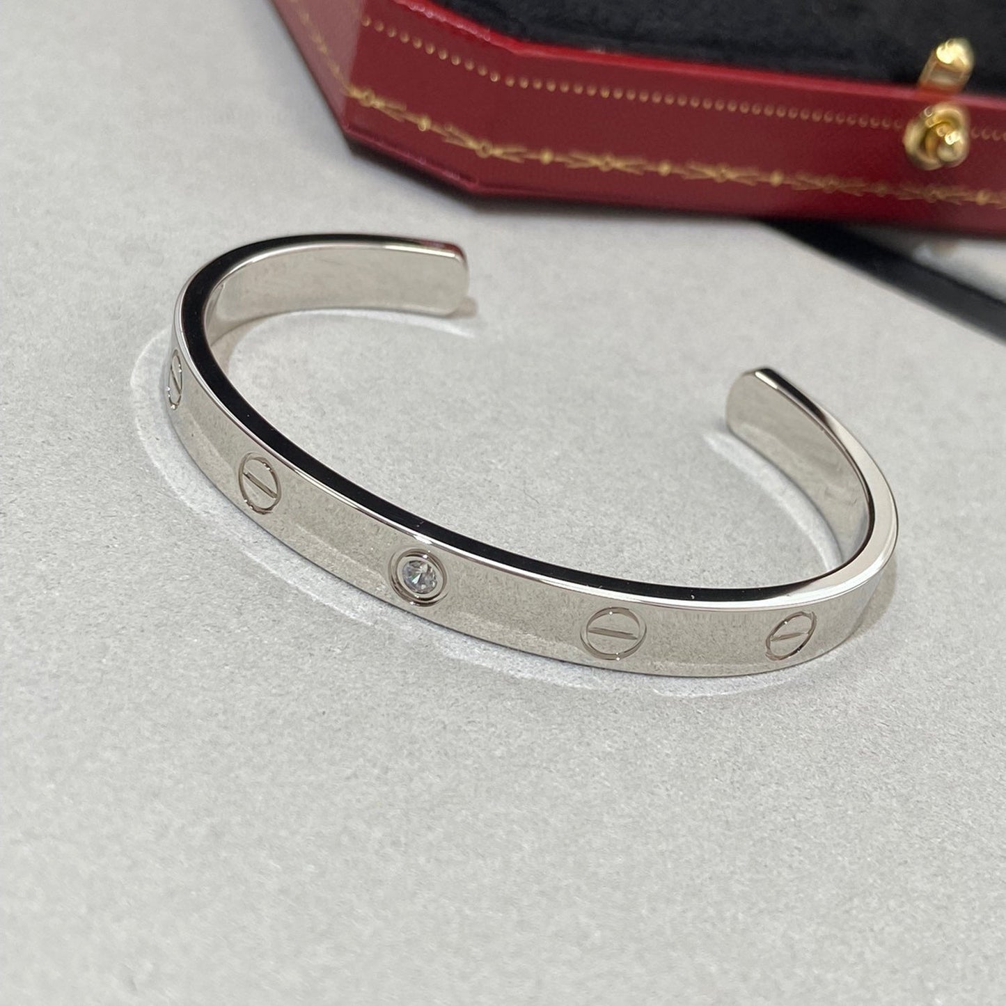 [Angela Jewellery]LOVE BRACELET 6.1MM 1 DIAMOND OPEN CUFF