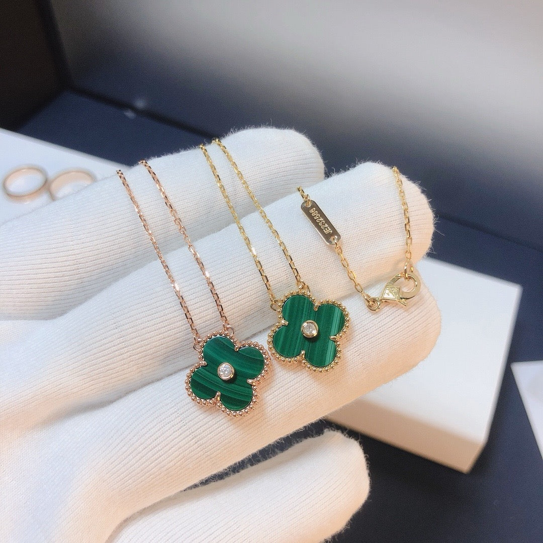 [Angela Jewellery]CLOVER 15MM DIAMOND TURQUOISE NECKLACE