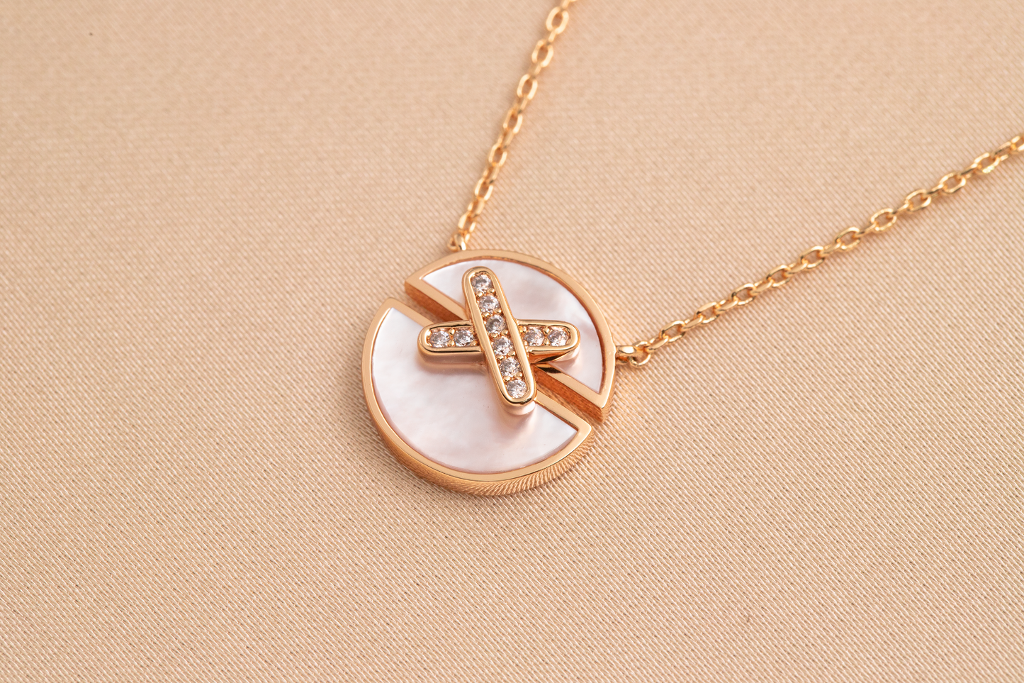 [Angela Jewellery]JEUX DE PINK GOLD DIAMOND NECKLACE