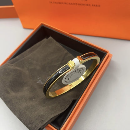 [Angela Jewellery]CLASSIC HM CLIC BLACK 8MM ENAMEL BRACELET