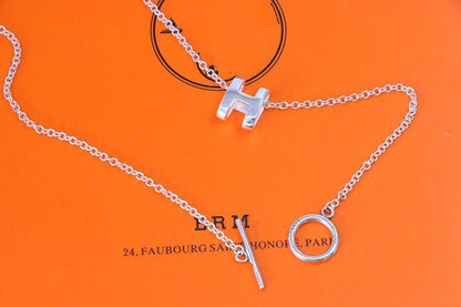 [Angela Jewellery]HM NECKLACE H LETTER OVAL SERIES