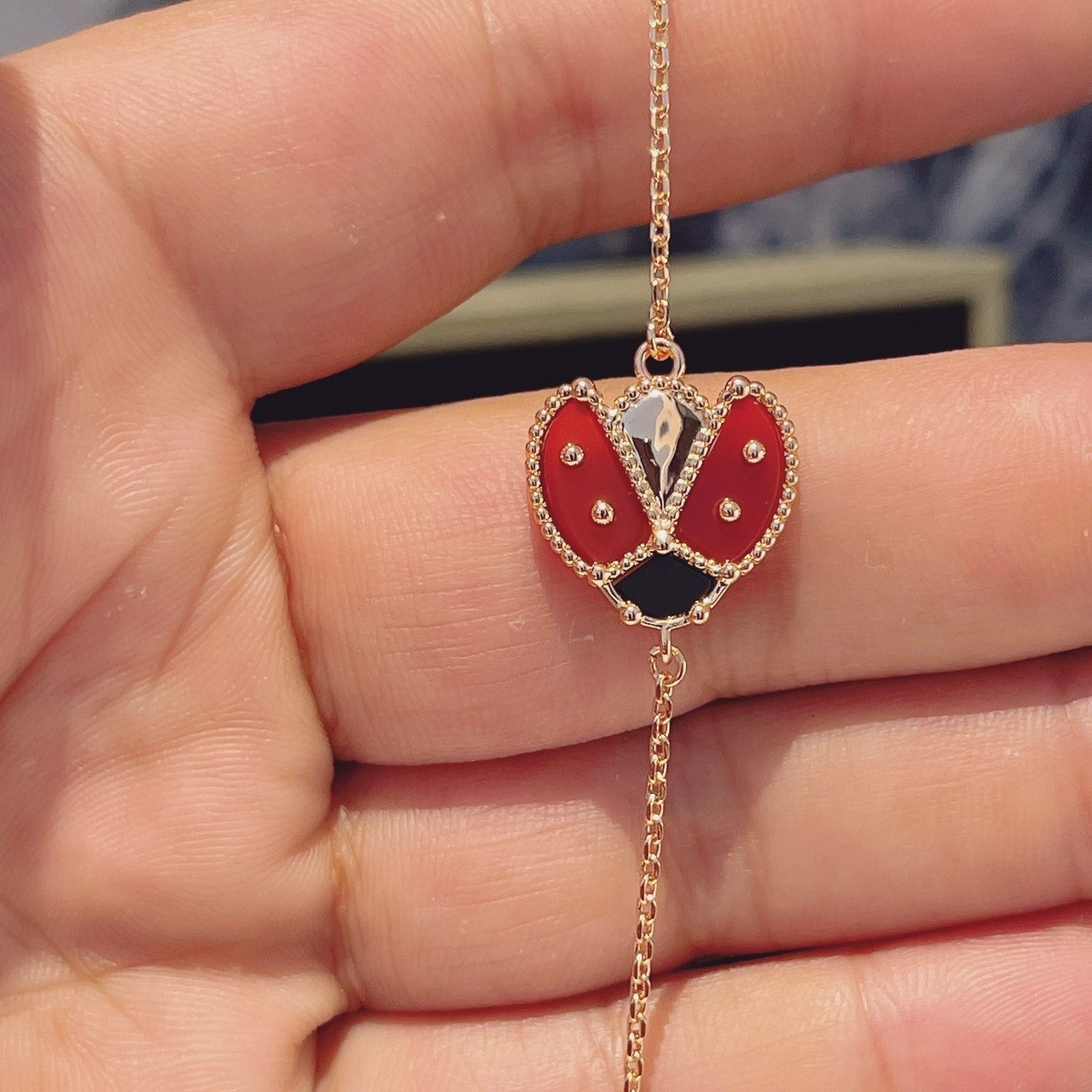 [Angela Jewellery]LUCKY SPRING 1 MOTIF PINK GOLD BRACELET