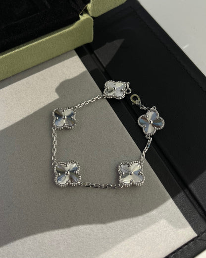 [Angela Jewellery]CLOVER SILVER 5 MOTIFS BRACELET